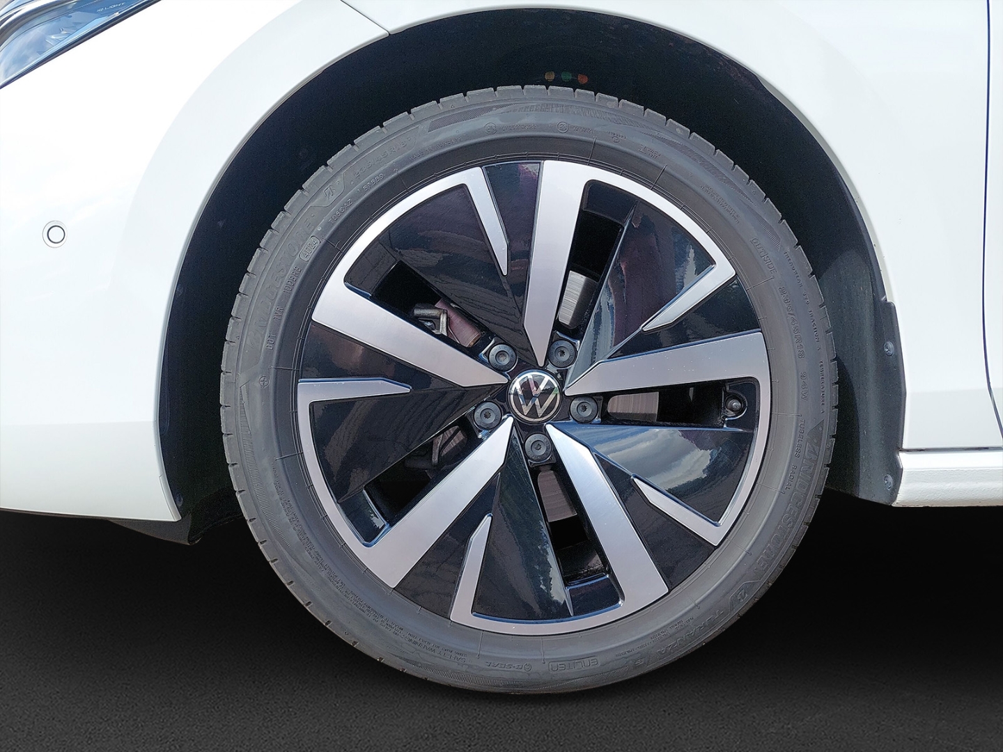 VW Passat Variant